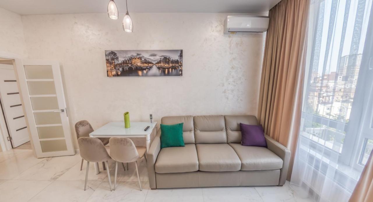 Pearl Premium Apartments 2 Kyiv Exterior photo