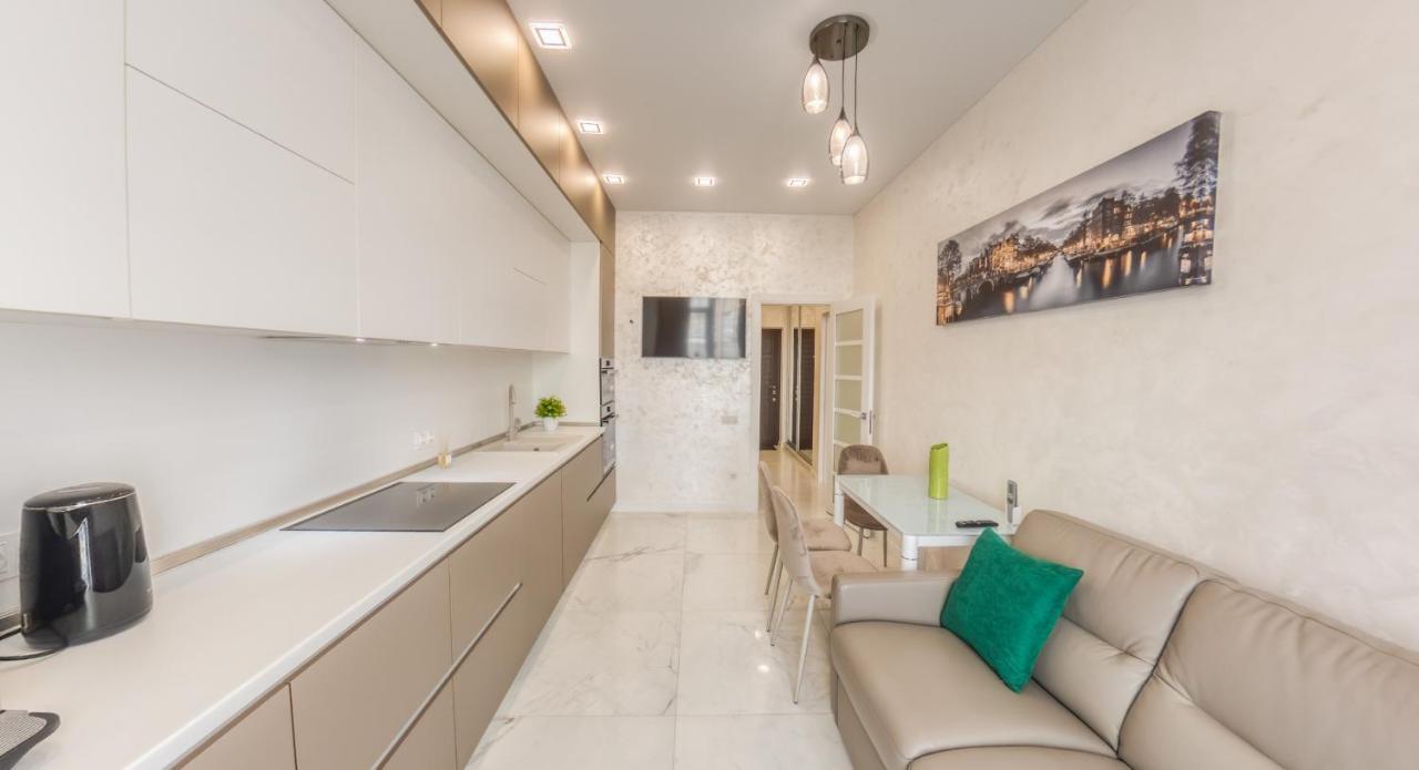 Pearl Premium Apartments 2 Kyiv Exterior photo
